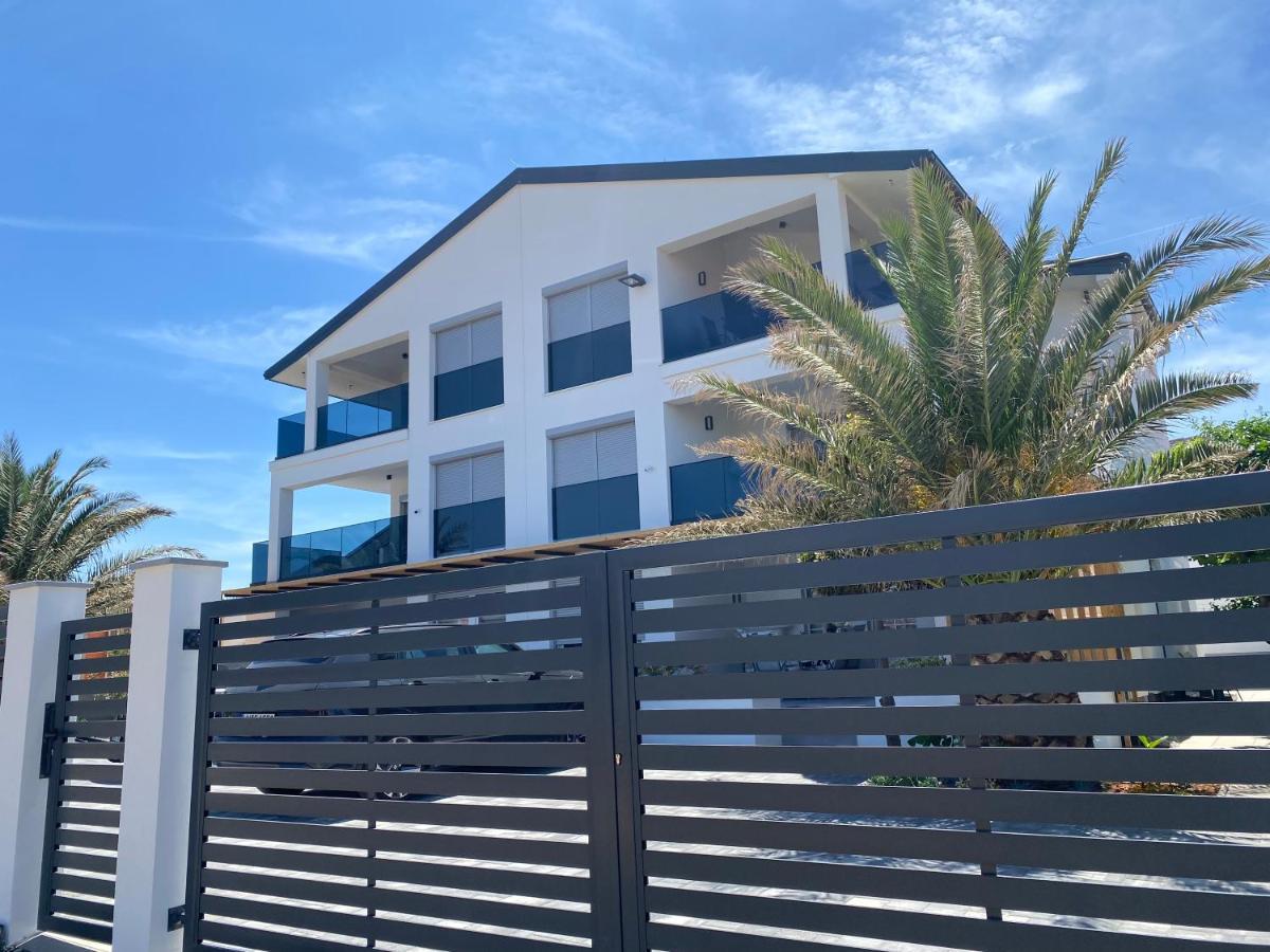 Apartment Vila Lina 维尔 外观 照片